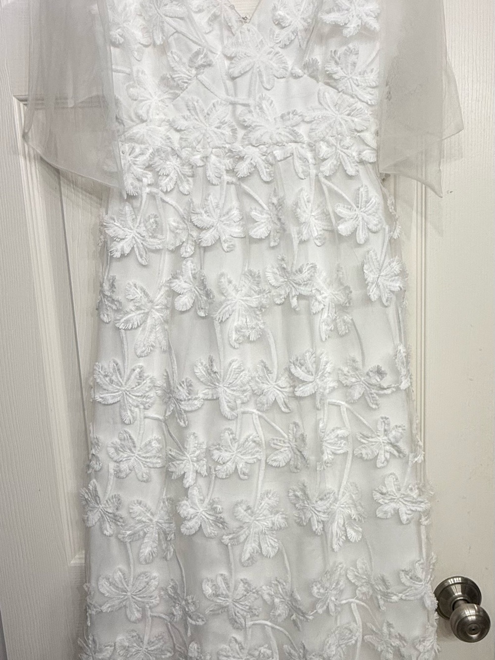 Girls White Floral Appliqué Dress